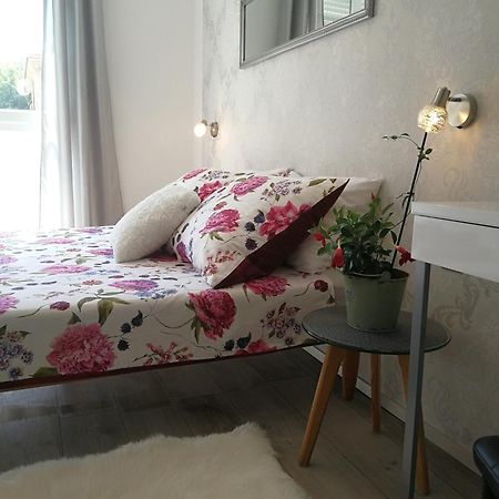 Apartman Ester Pula Exteriér fotografie