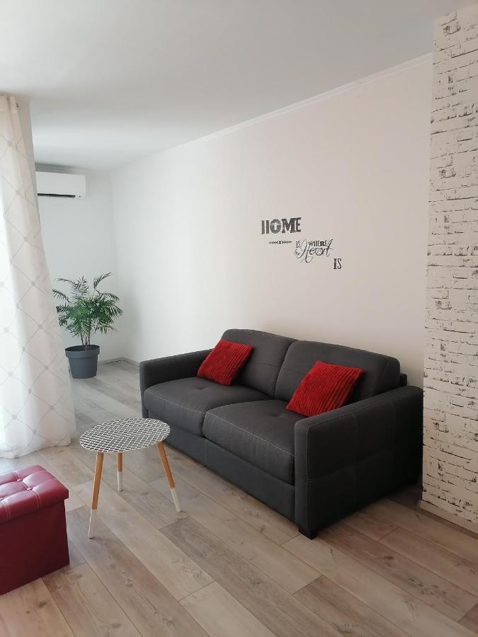 Apartman Ester Pula Exteriér fotografie