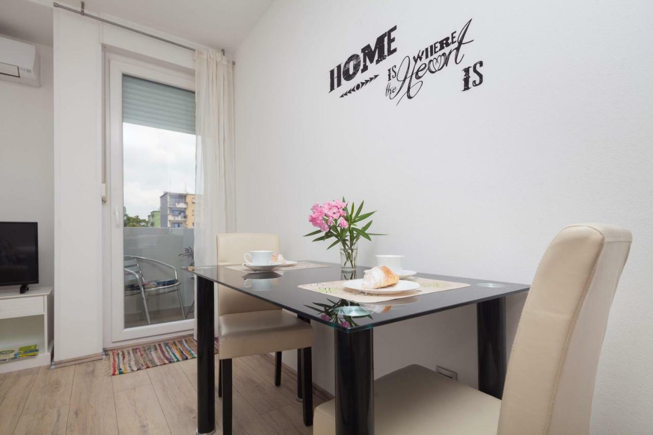 Apartman Ester Pula Exteriér fotografie