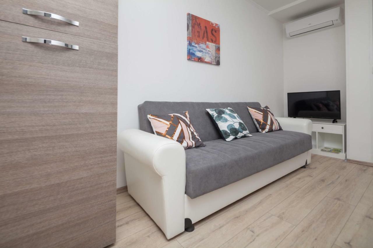 Apartman Ester Pula Exteriér fotografie
