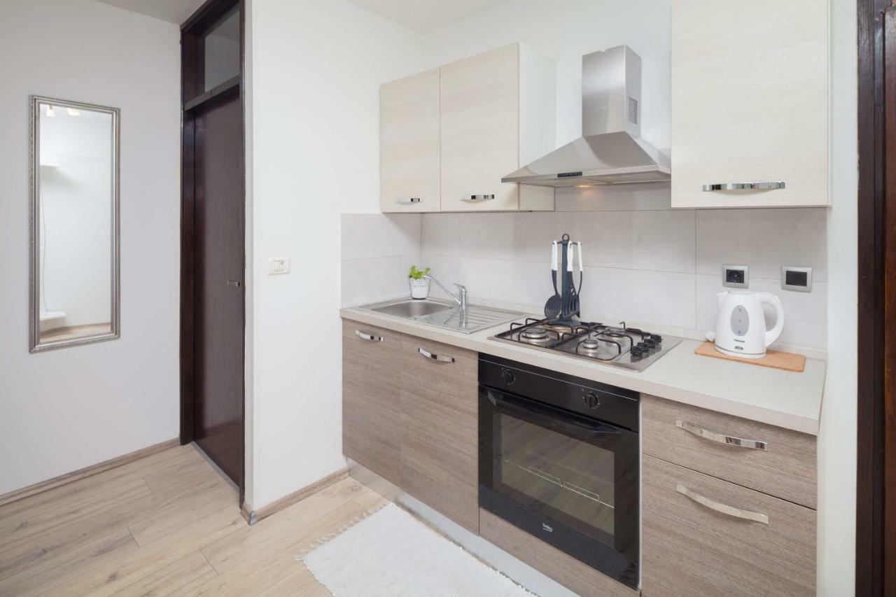 Apartman Ester Pula Exteriér fotografie