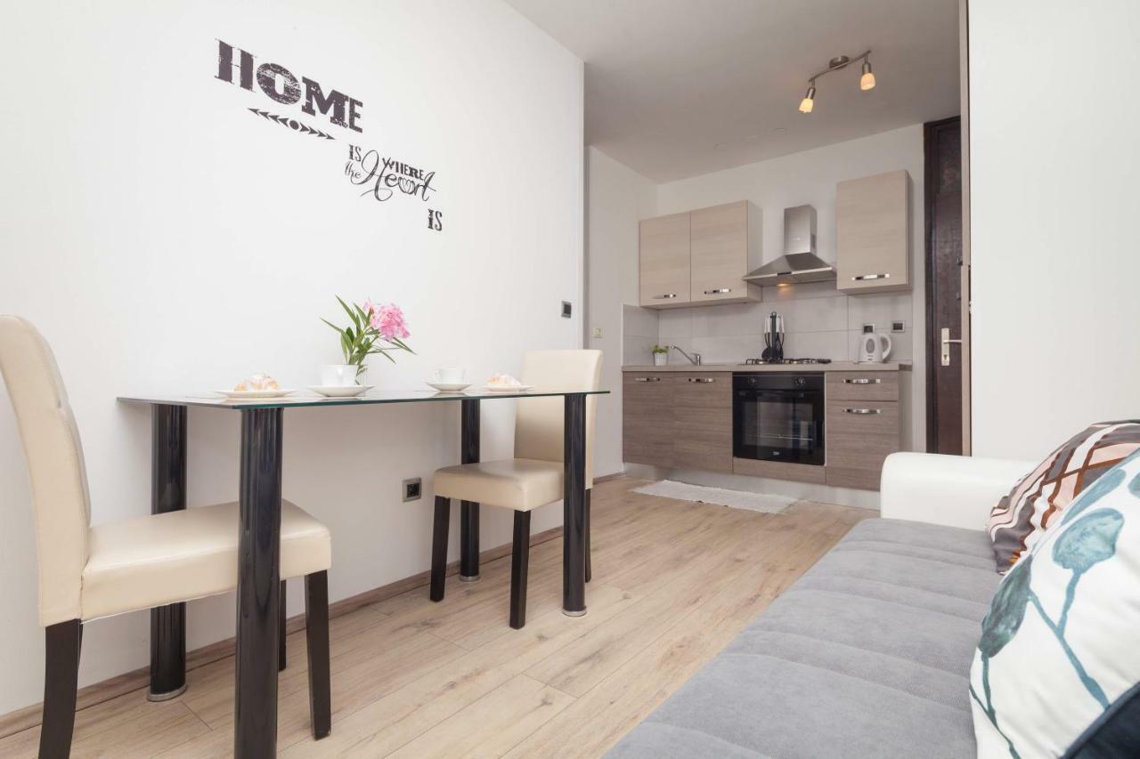 Apartman Ester Pula Exteriér fotografie