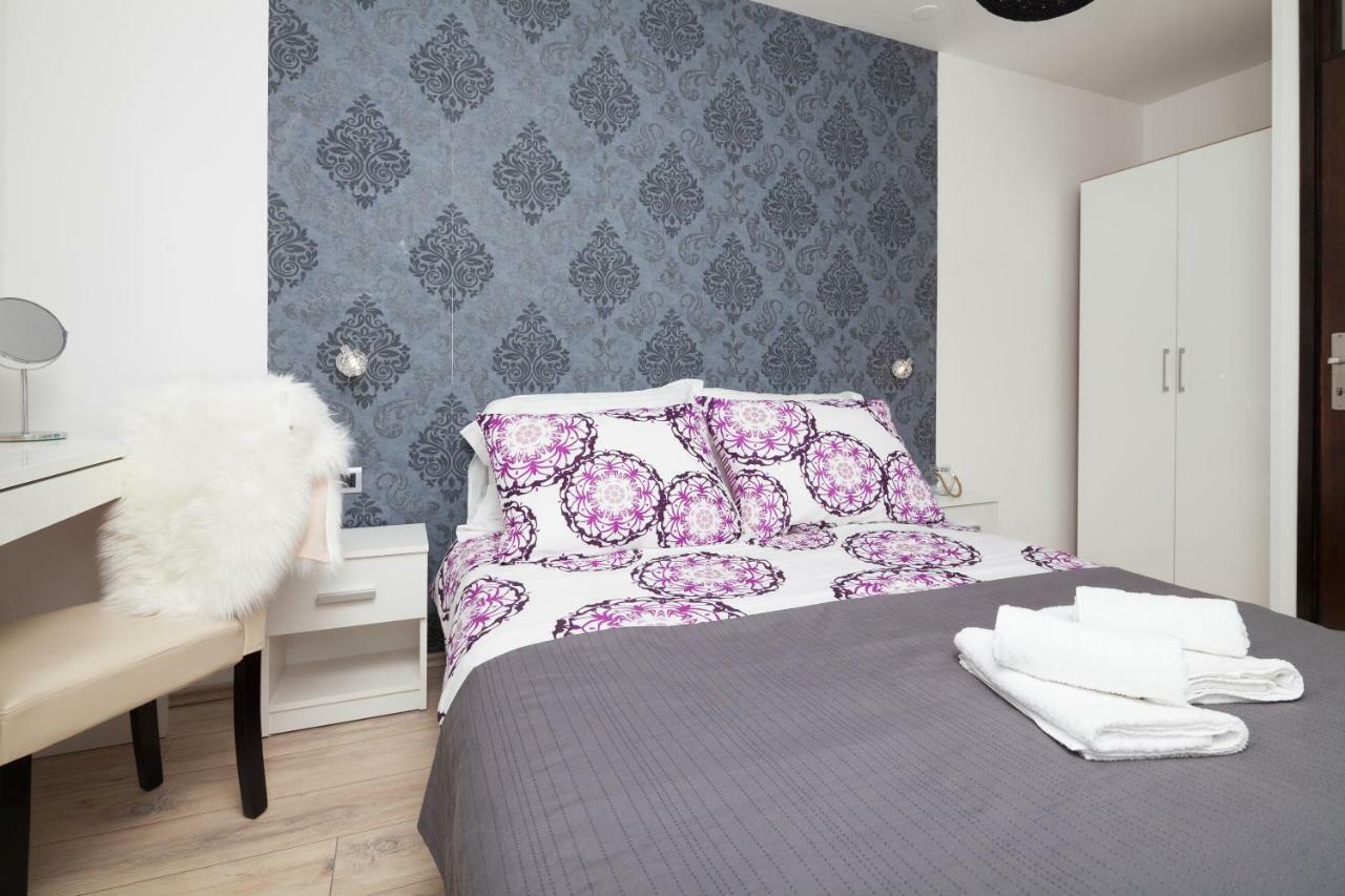 Apartman Ester Pula Exteriér fotografie