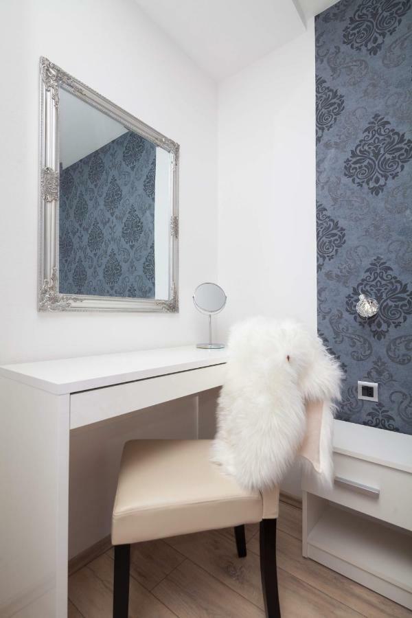 Apartman Ester Pula Exteriér fotografie