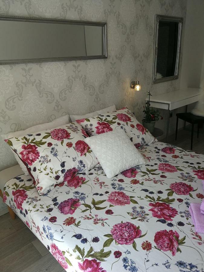 Apartman Ester Pula Exteriér fotografie